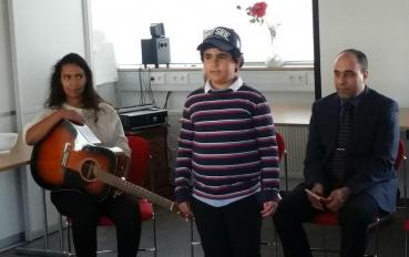 Chadman, sonur Hodu og Naimi segir frá yfirlýsingu Bábsins