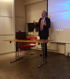 Dr. Augusto Lopez-Claros 